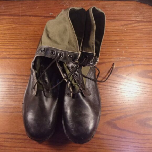 DEC 1966 BATA VIETNAM ERA SPIKE PROTECTIVE COMBAT sz14N JUNGLE BOOTS SI 460 main image 10